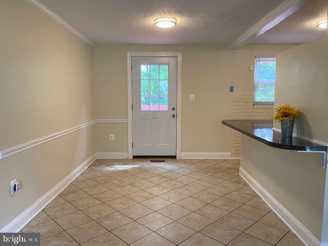 12510 Tove Road Clinton, MD 20735 - Photo 6 of 29 Dining Room with access to the deck