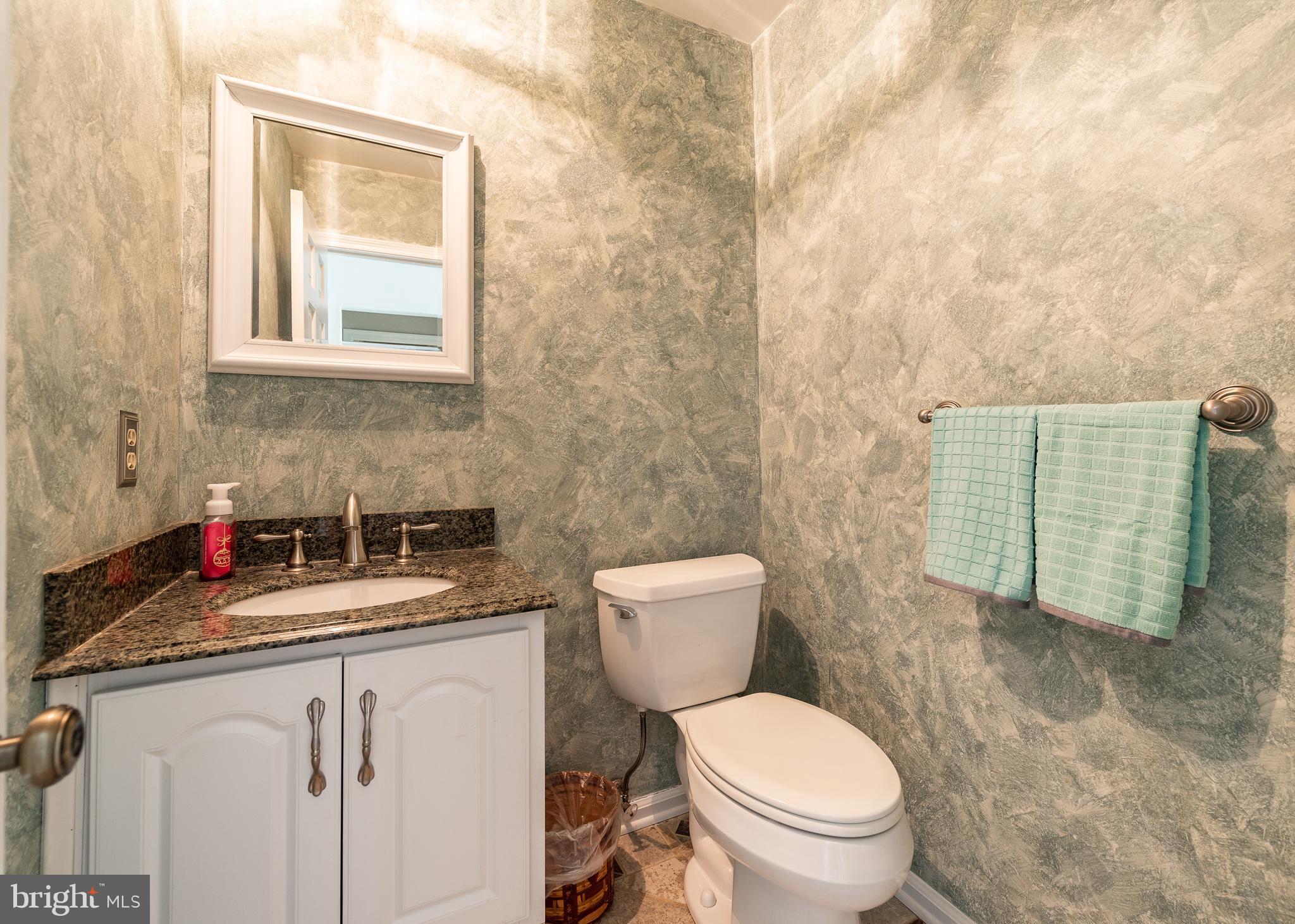 1638 Comanche Road Arnold, MD 21012 - Photo 17 of 39 Powder Room