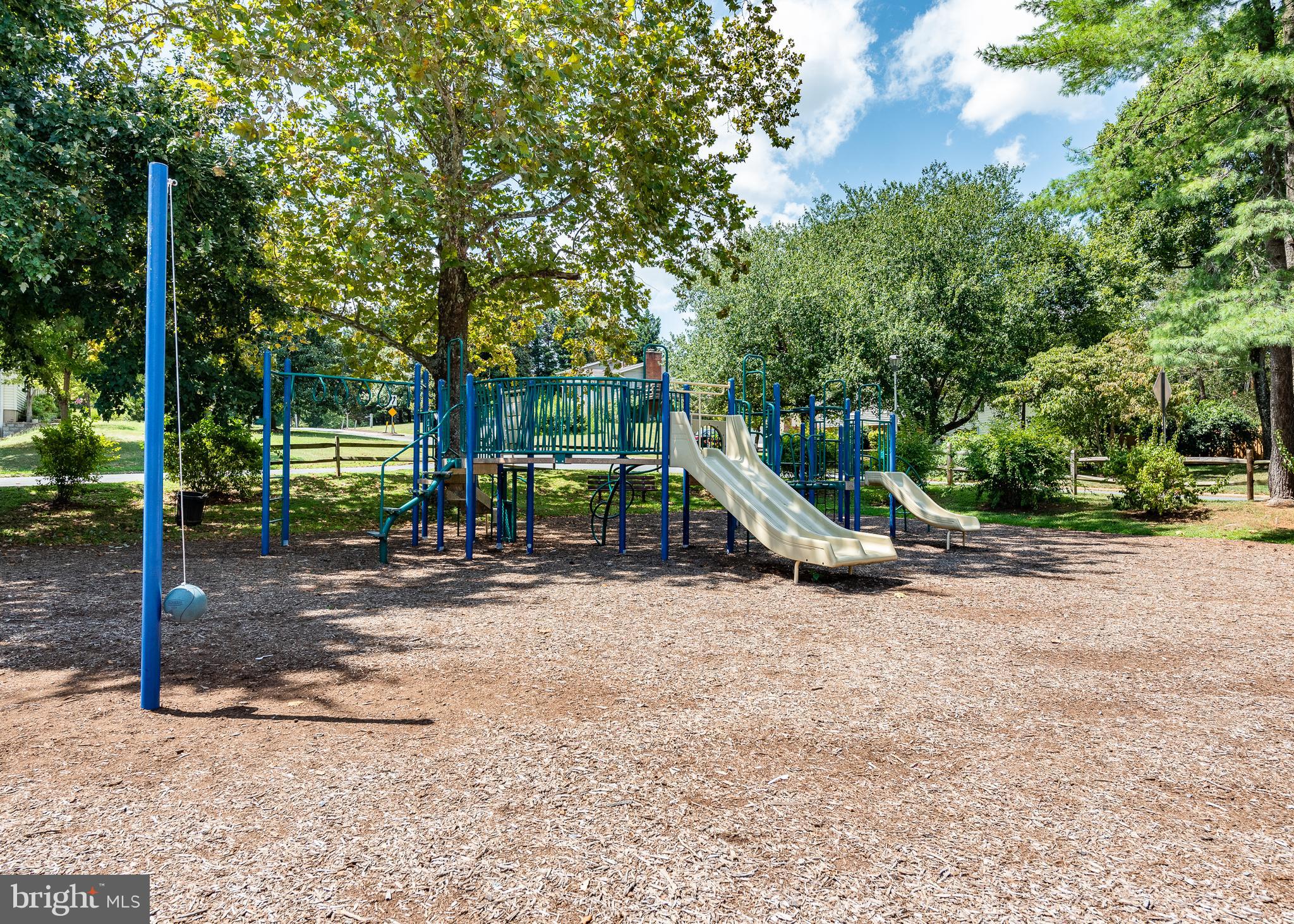 1638 Comanche Road Arnold, MD 21012 - Photo 34 of 39 Community Playground