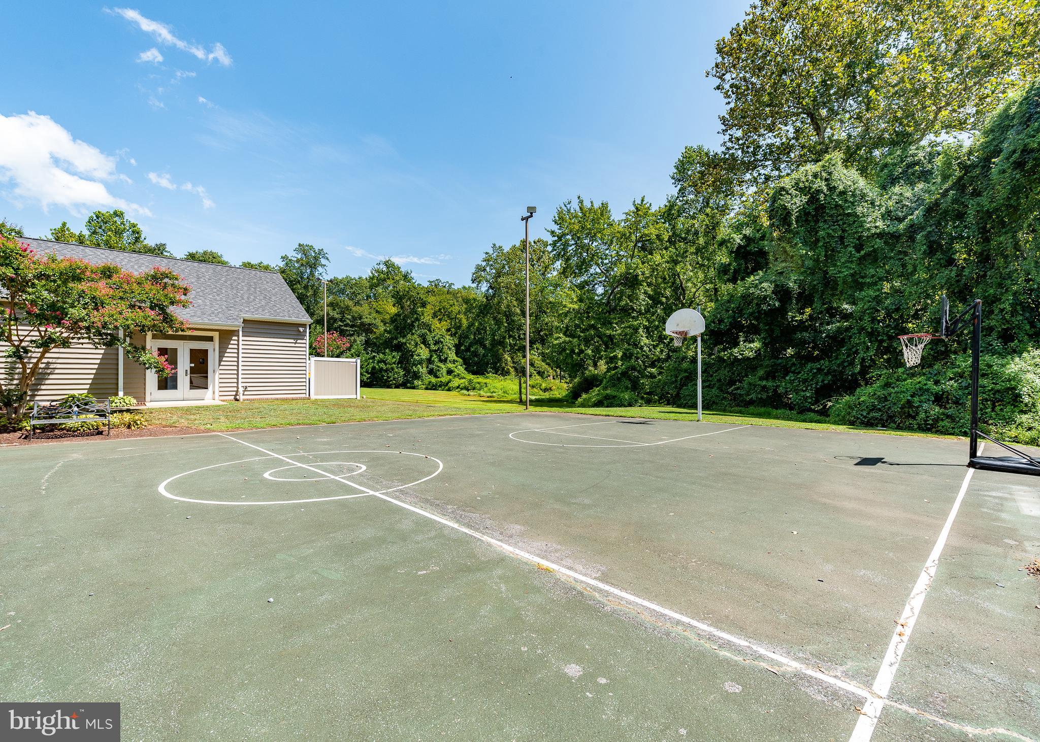1638 Comanche Road Arnold, MD 21012 - Photo 39 of 39 Community Basketball Court