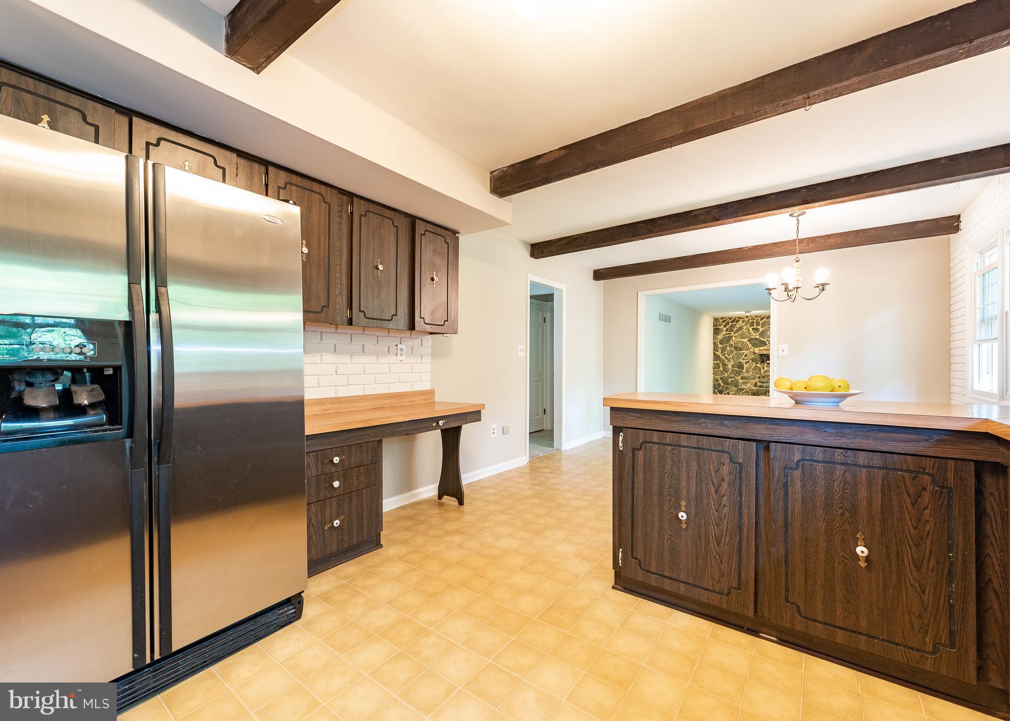 1638 Comanche Road Arnold, MD 21012 - Photo 9 of 39 Kitchen