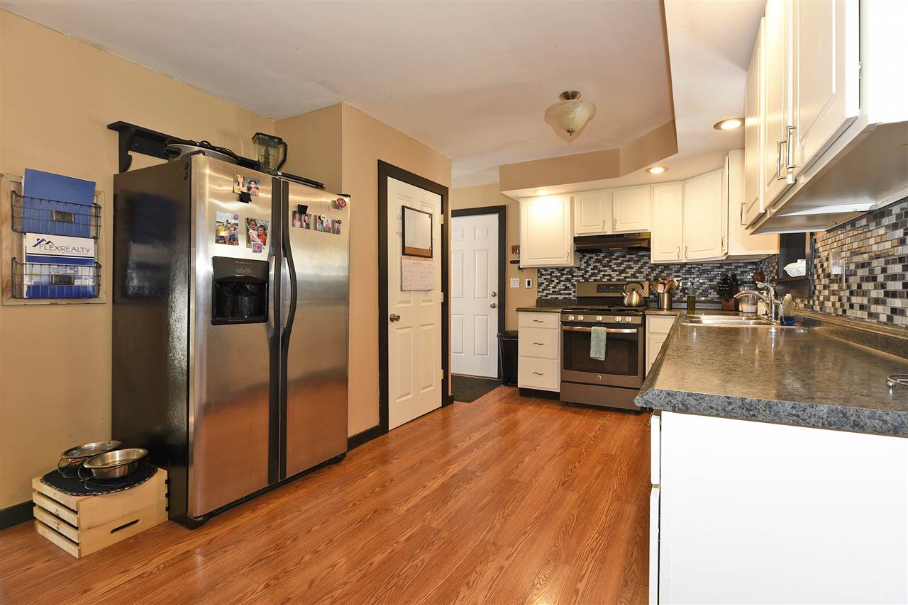 5 Charles Street Swanton, VT 05488 - Photo 6 of 23 Gallery Image 6