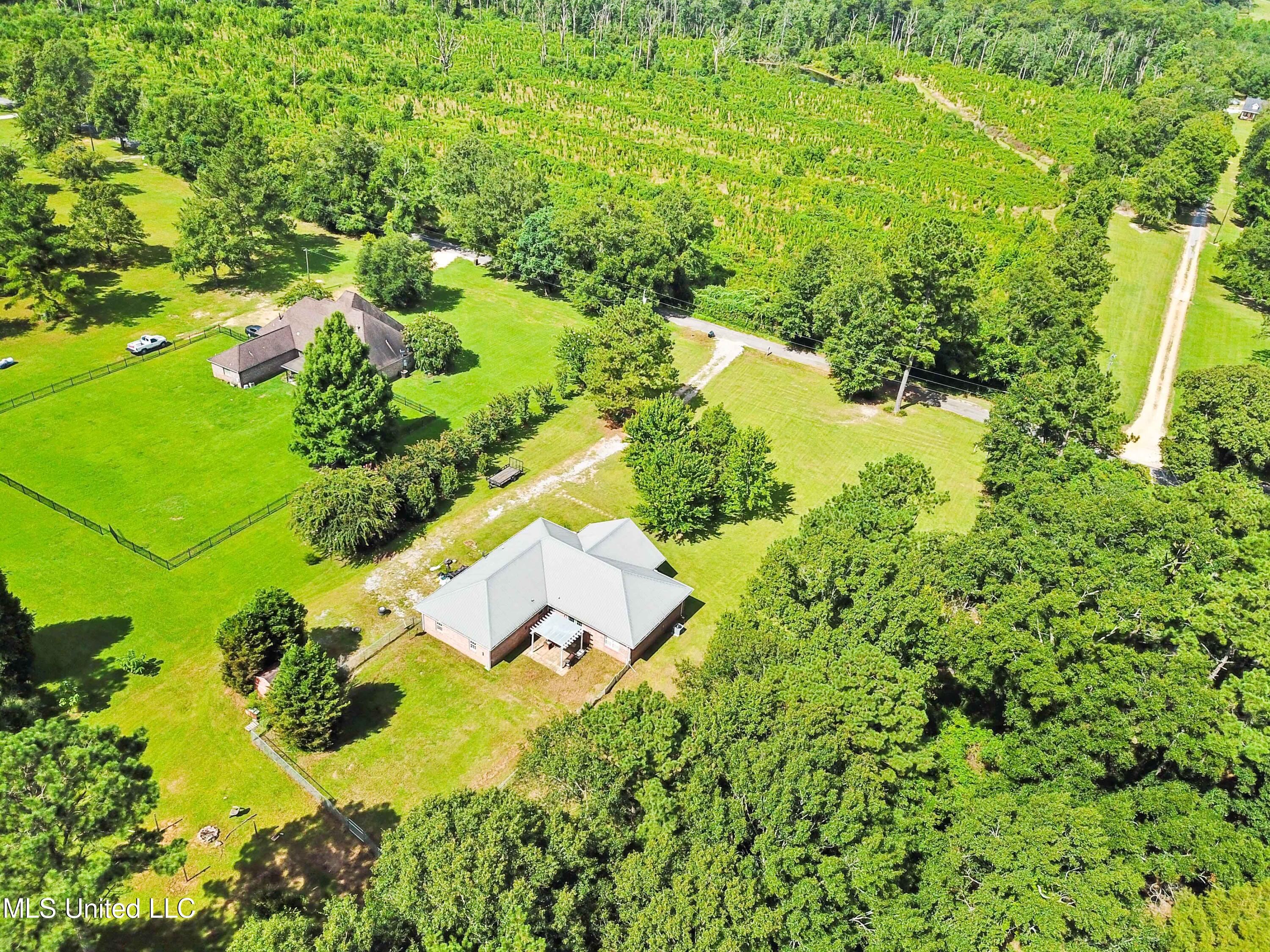 68 Duncan Hatten Road Wiggins, MS 39577 - Photo 31 of 33 032