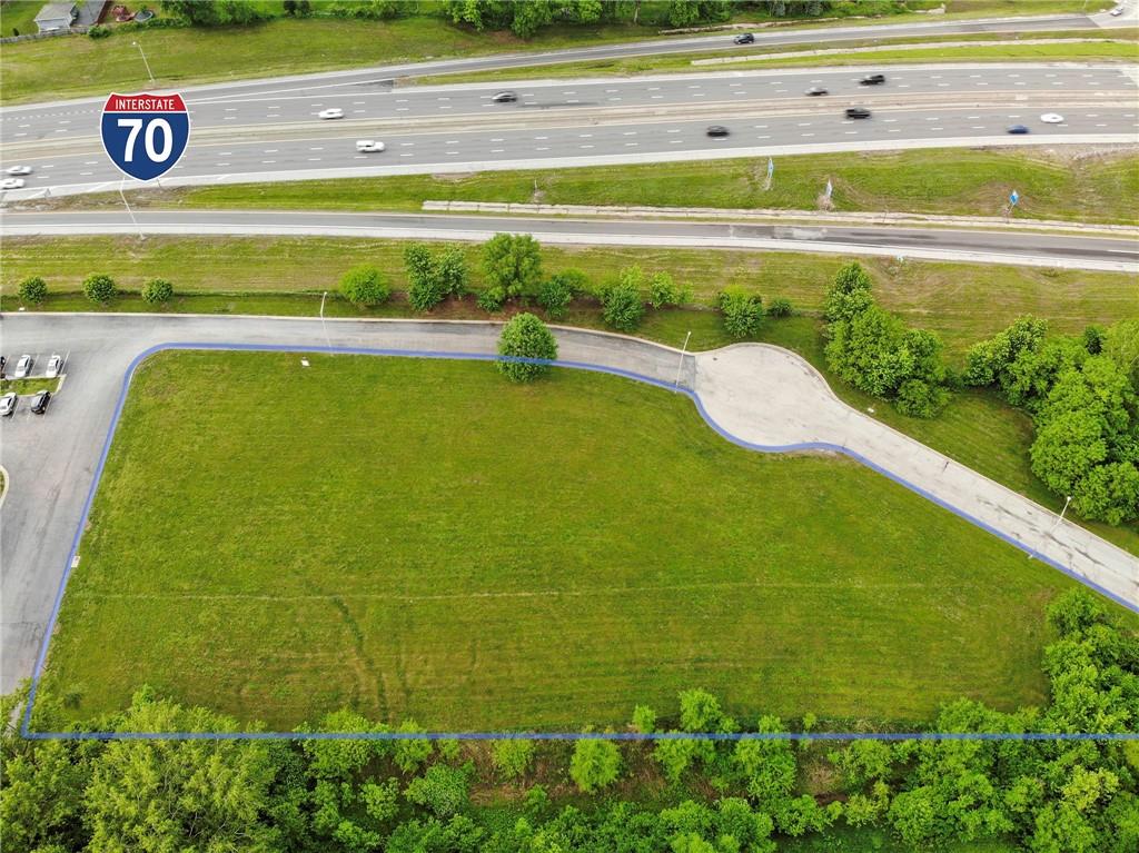 7849 Splitlog Avenue Kansas City, KS 66112 - Photo 2 of 3