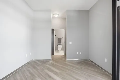 $220,000 | 5601 Smetana Drive, Unit 214, Minnetonka, MN 55343