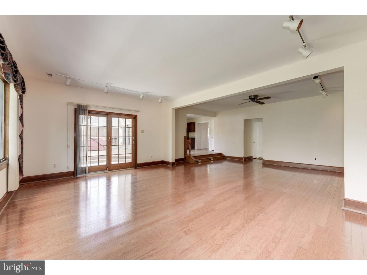 128 Chilton Road Langhorne, PA 19047 - Photo 12 of 25 Gallery Image 12