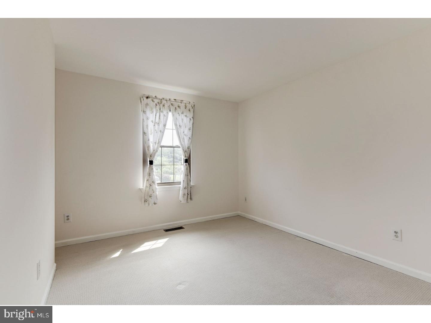 128 Chilton Road Langhorne, PA 19047 - Photo 17 of 25 Gallery Image 17