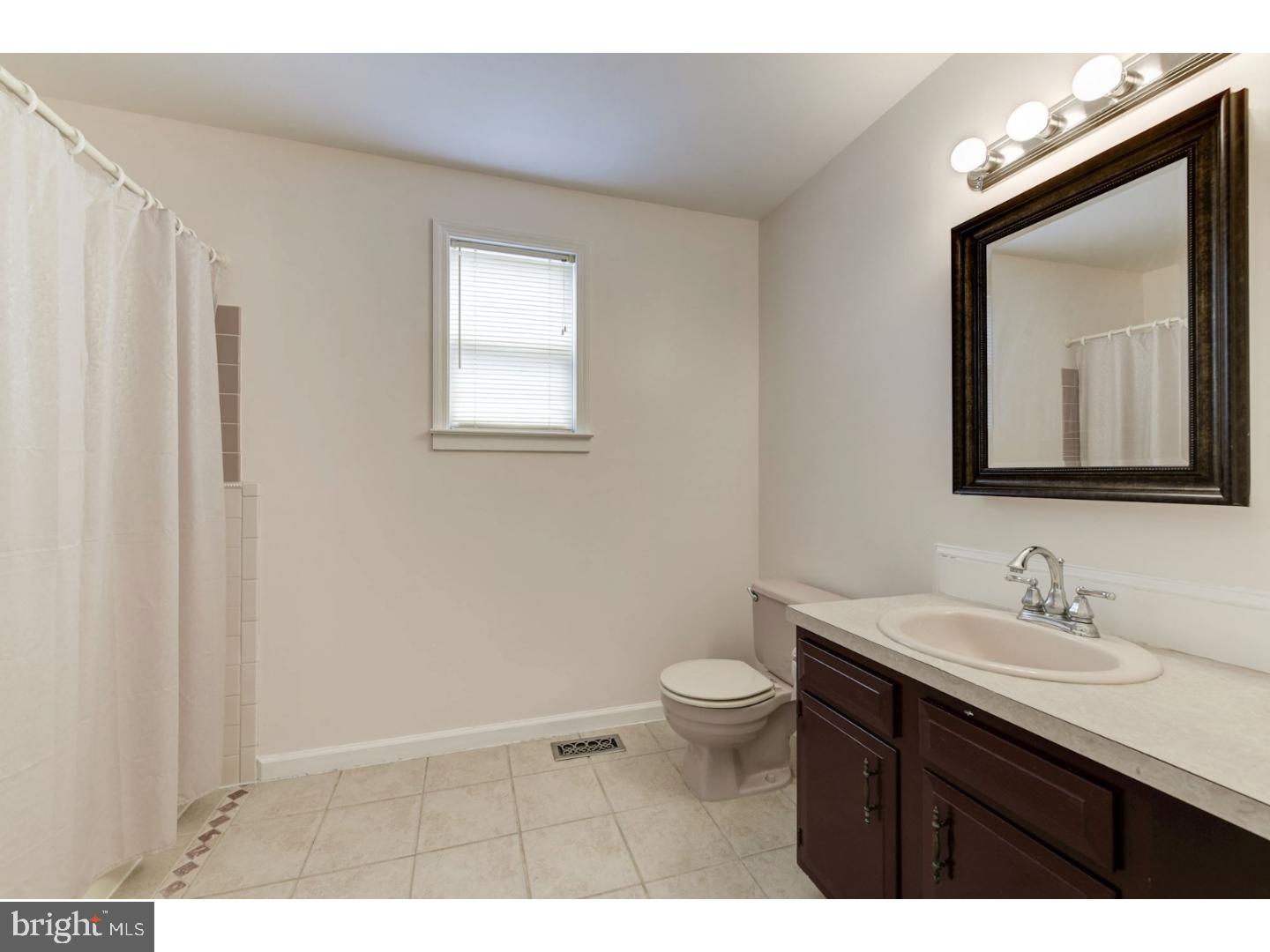 128 Chilton Road Langhorne, PA 19047 - Photo 19 of 25 Gallery Image 19