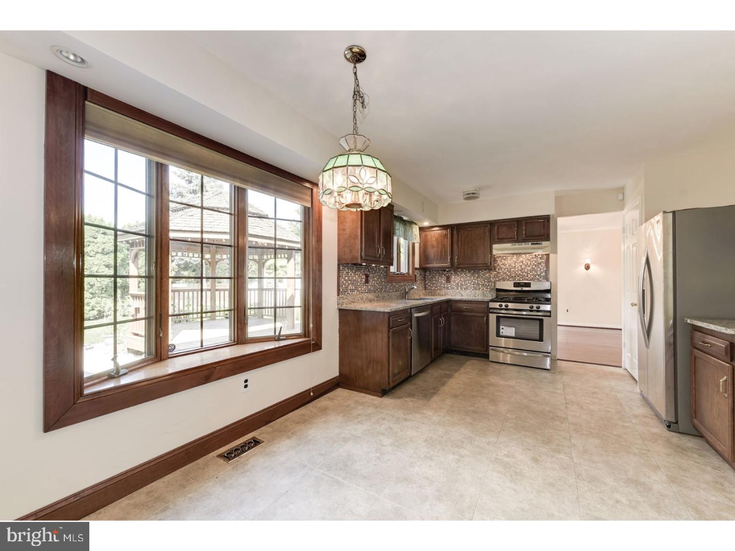 128 Chilton Road Langhorne, PA 19047 - Photo 9 of 25 Gallery Image 9