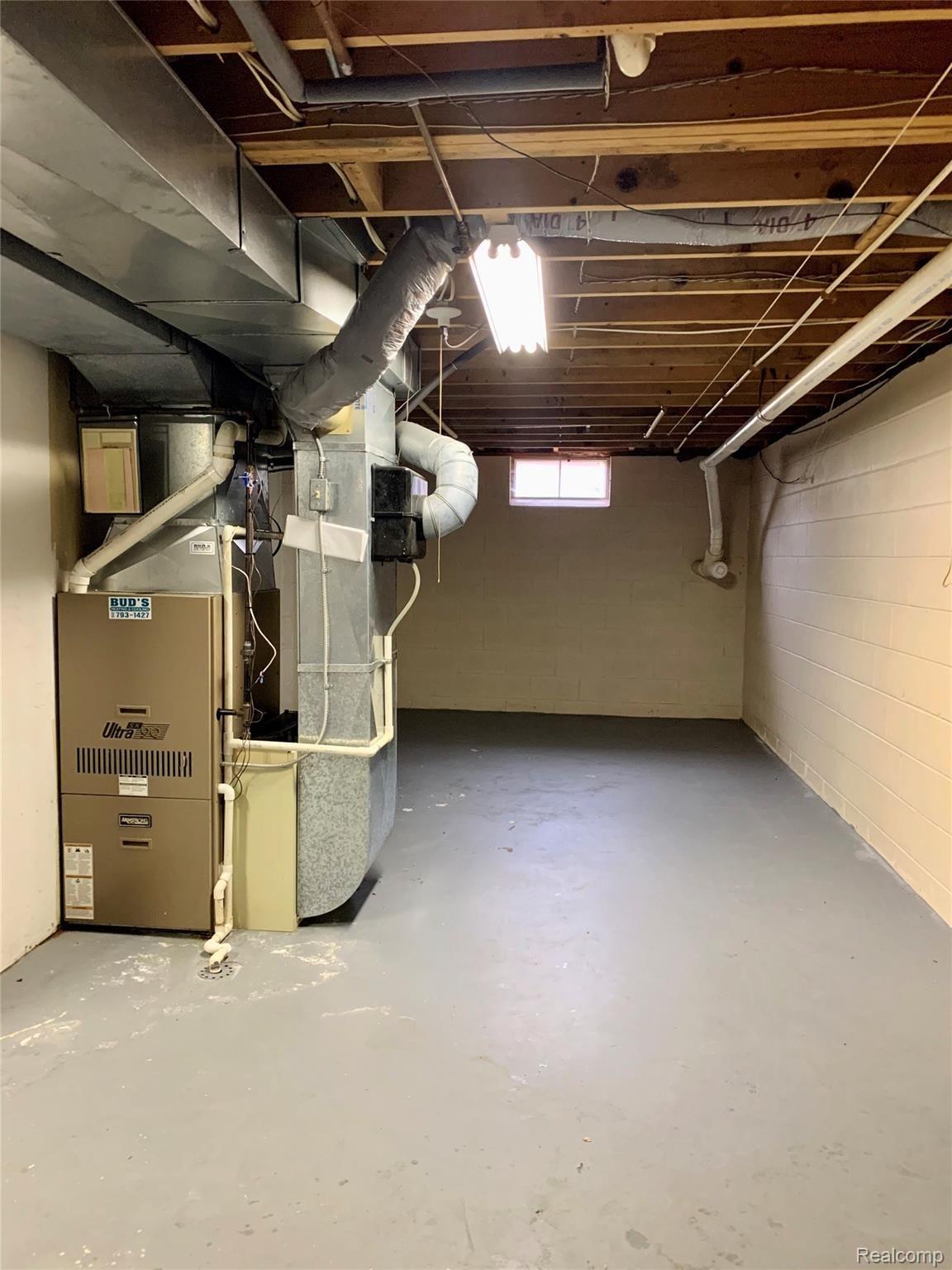 1155 North Oak Road Davison, MI 48423 - Photo 15 of 19 Basement.