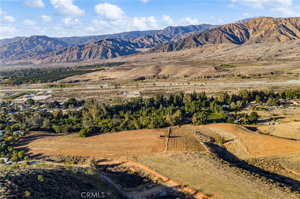 2700 Mill Creek Road Mentone, CA 92359 - Photo 19 of 22 a view of a ocean beach