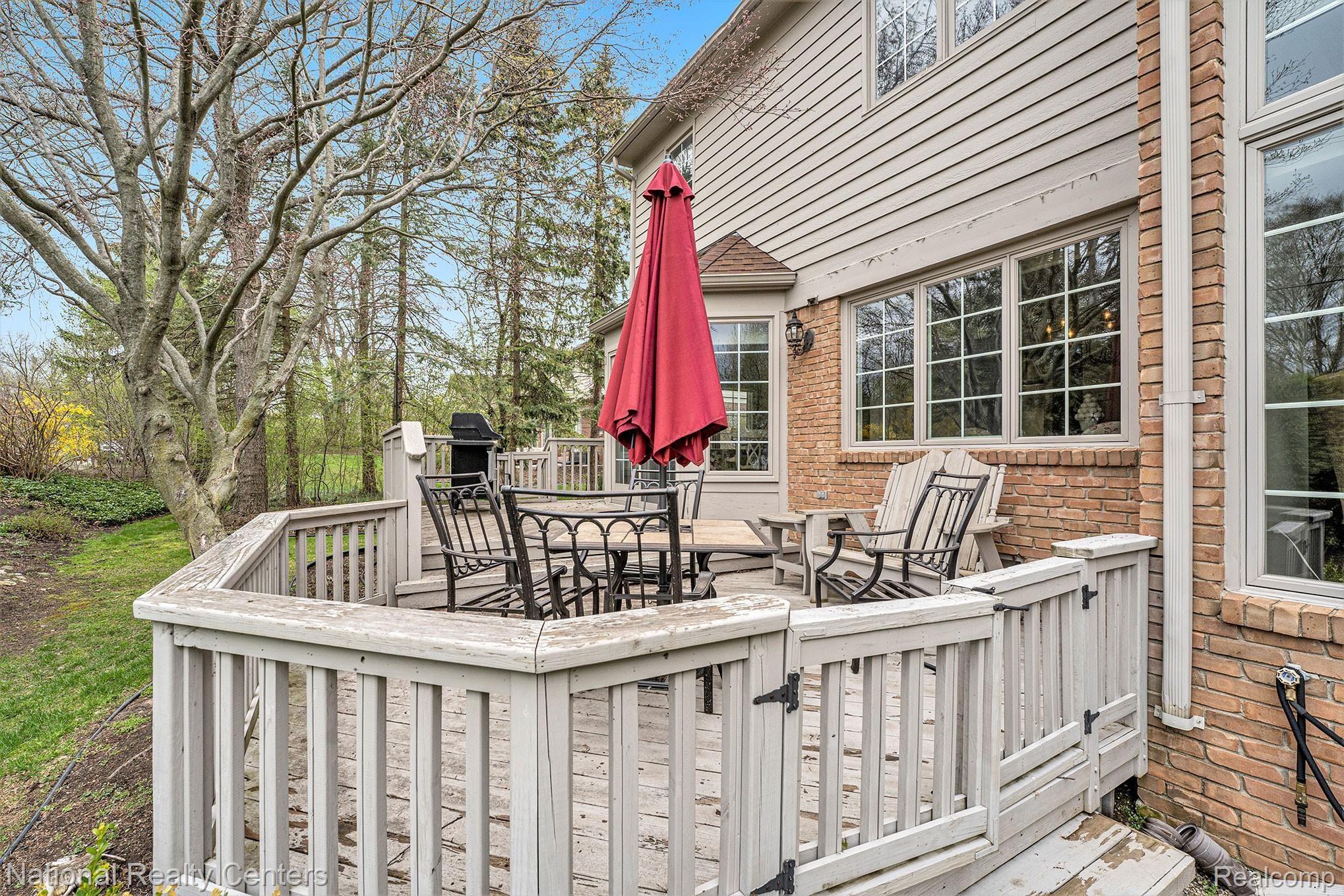 3371 Sawgrass Court Rochester, MI 48309 - Photo 37 of 38 deck