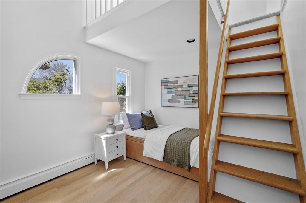 10 Rolleston Road Marblehead, MA 01945 - Photo 26 of 42 a bedroom with a bed and a window