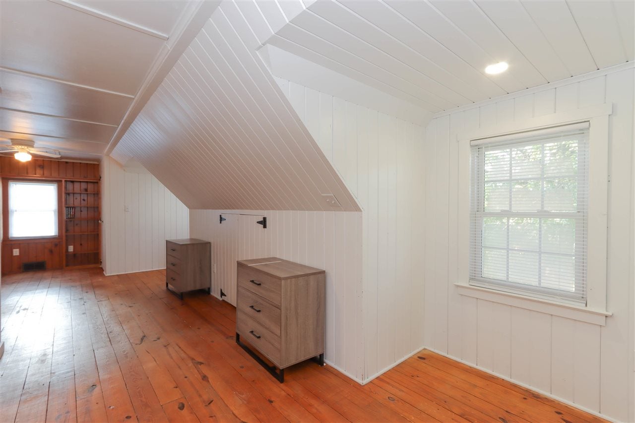 108 Middle Road Muscatine, IA 52761 - Photo 23 of 42 Gallery Image 23