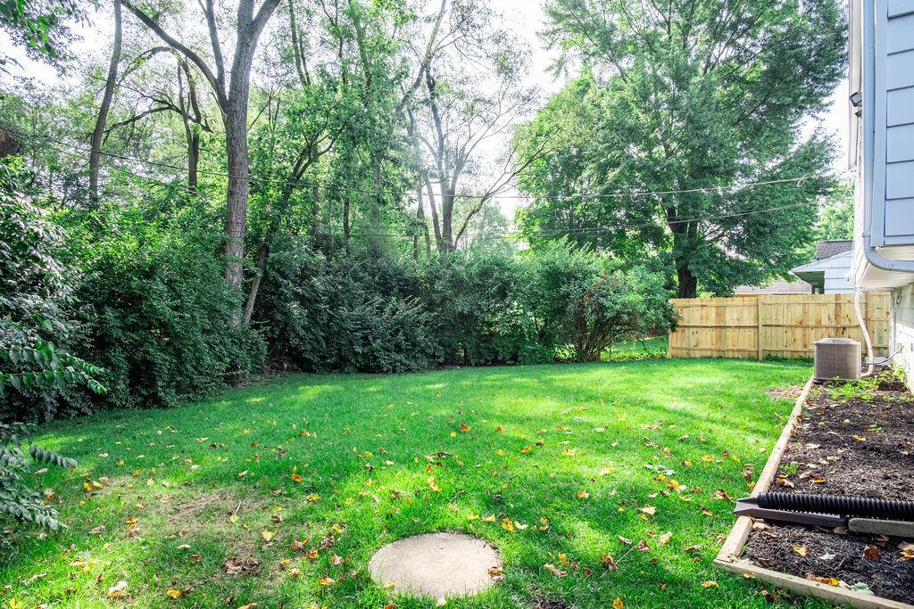 3198 Kenny Road Columbus, OH 43221 - Photo 5 of 30 DSCF2228-HDR