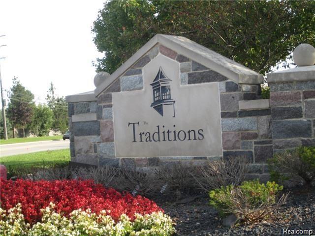 45681 North Stonewood Road, Unit 59 Canton, MI 48187 - Photo 5 of 63