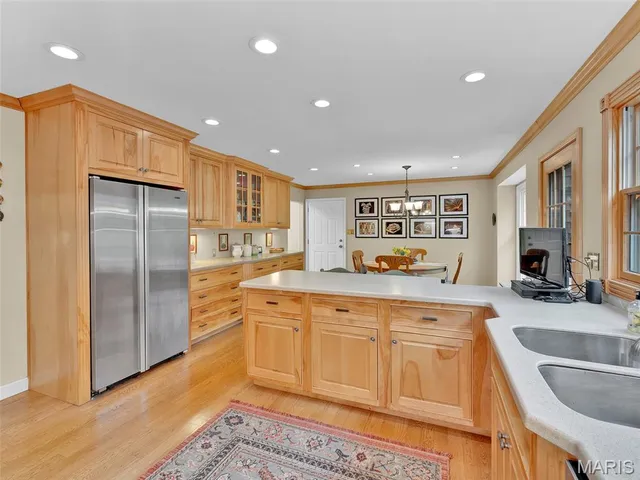 $625,000 | 1672 Ansonborough Drive, Chesterfield, MO 63017