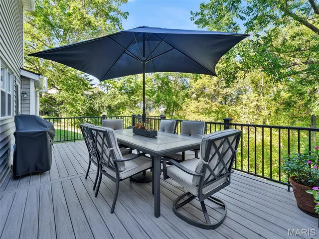 $625,000 | 1672 Ansonborough Drive, Chesterfield, MO 63017