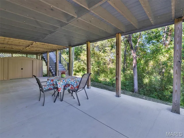 $625,000 | 1672 Ansonborough Drive, Chesterfield, MO 63017