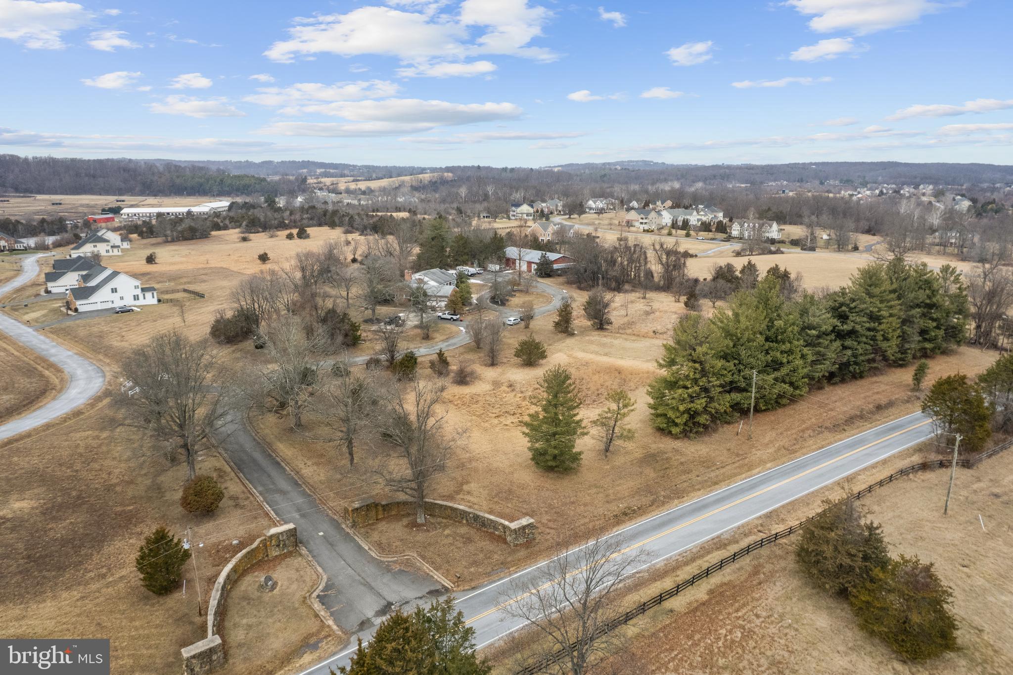 20043 Gleedsville Road Leesburg, VA 20175 - Photo 2 of 13