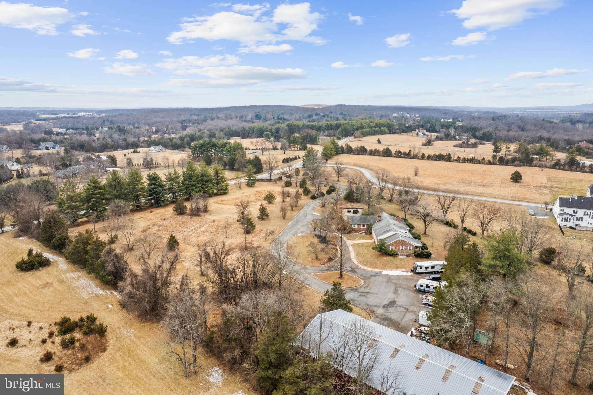 20043 Gleedsville Road Leesburg, VA 20175 - Photo 4 of 13