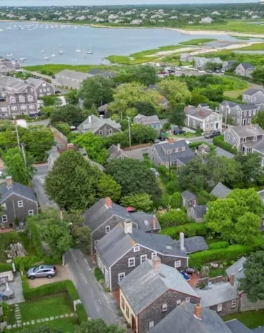 $12,500 | 76 Orange Street, Nantucket, MA 02554