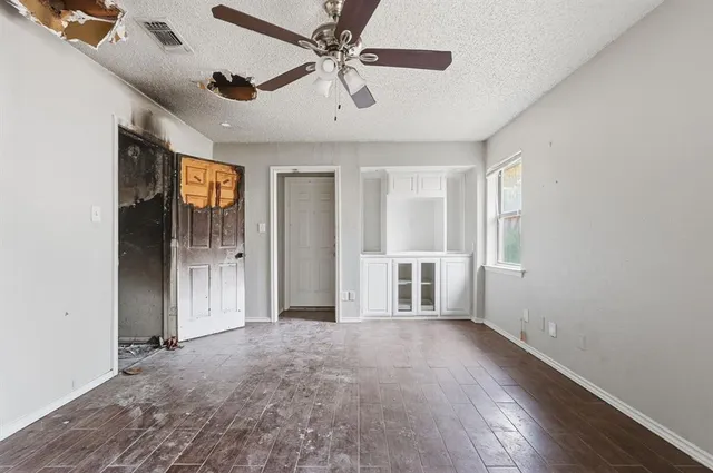 $303,000 | 3409 Buckingham Drive, Arlington, TX 76015