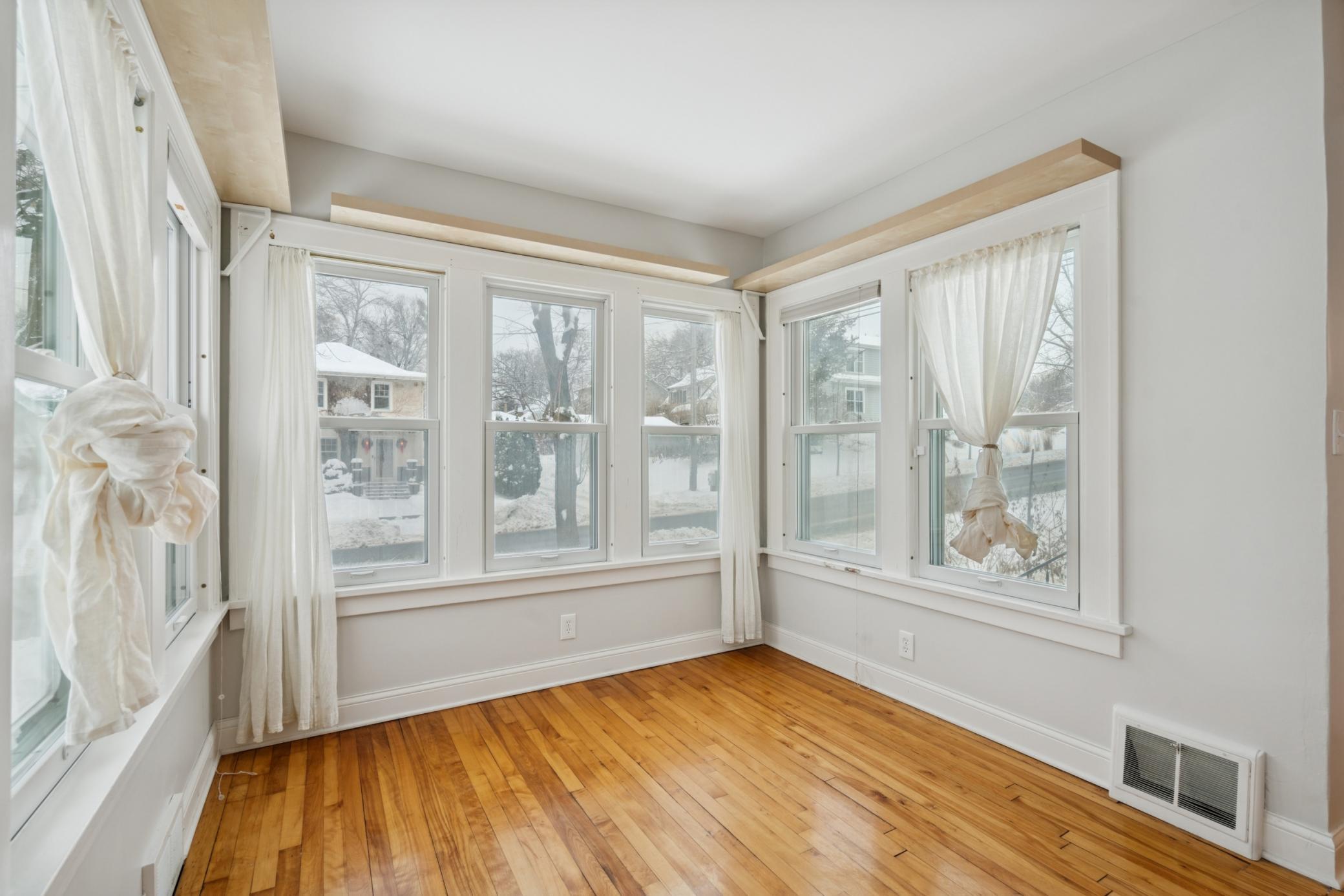 314 East 50th Street Minneapolis, MN 55419 - Photo 9 of 20