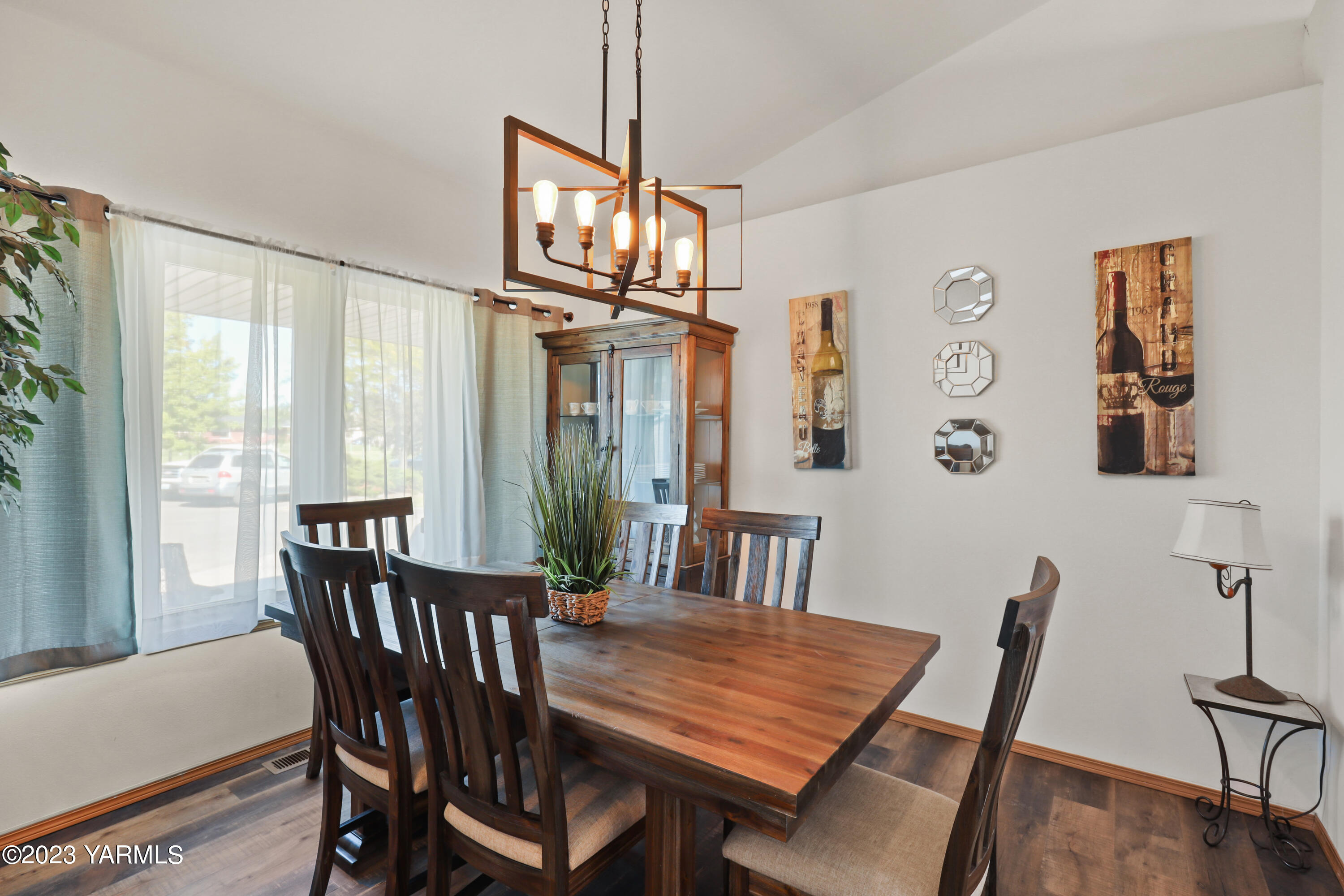 380 Wilson Road Yakima, WA 98901 - Photo 9 of 28 a view of a dining room with furniture window and outside view