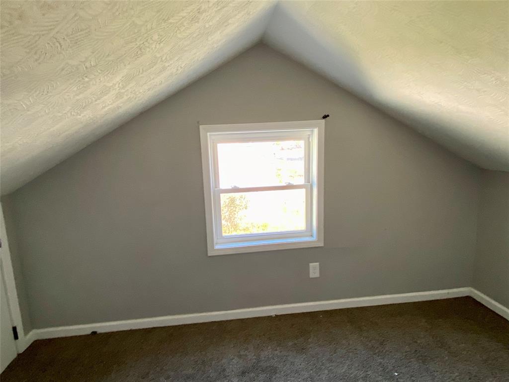 402 Elm Street Hope, IN 47246 - Photo 12 of 19 Gallery Image 12