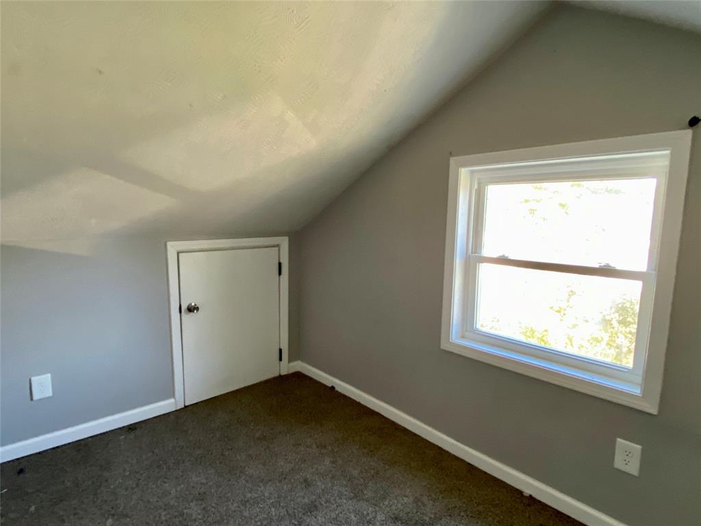 402 Elm Street Hope, IN 47246 - Photo 13 of 19 Gallery Image 13