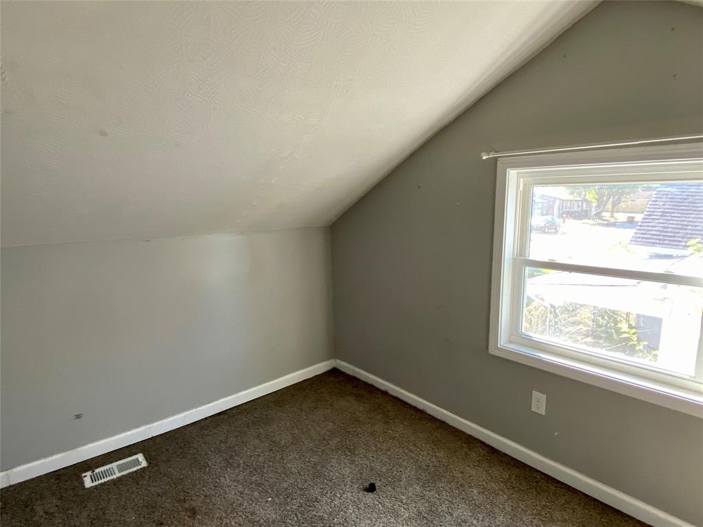 402 Elm Street Hope, IN 47246 - Photo 15 of 19 Gallery Image 15