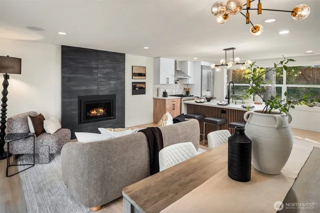 $2,649,000 | 1023 109th Avenue Southeast, Bellevue, WA 98004