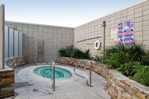 $4,300 | 1160 Mission Street, Unit 802, San Francisco, CA 94103