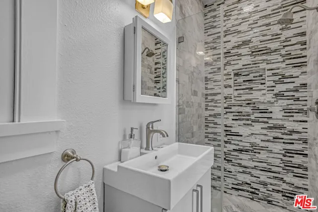 $1,595,000 | 991 Palm Terrace, Pasadena, CA 91104