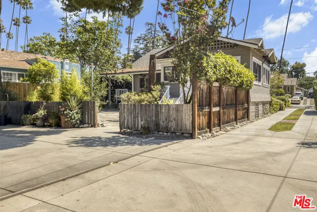 $1,595,000 | 991 Palm Terrace, Pasadena, CA 91104