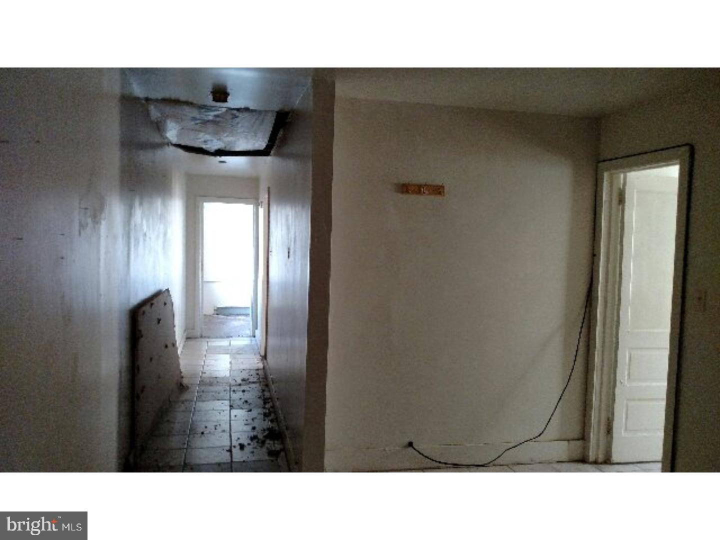 131 Spring Street Trenton, NJ 08618 - Photo 3 of 8 Gallery Image 3