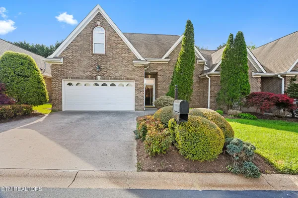 $595,000 | 5216 Tazewell Pointe Way, Knoxville, TN 37918