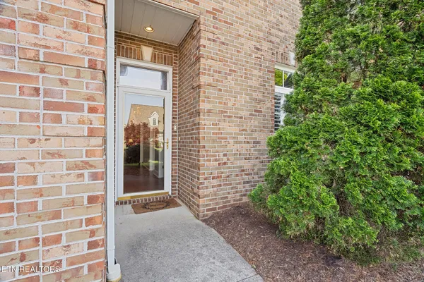 $595,000 | 5216 Tazewell Pointe Way, Knoxville, TN 37918