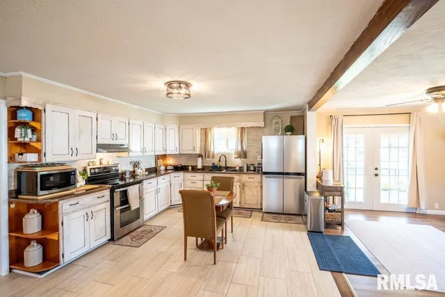 $199,900 | 516 South 8th Street, Herrin, IL 62948