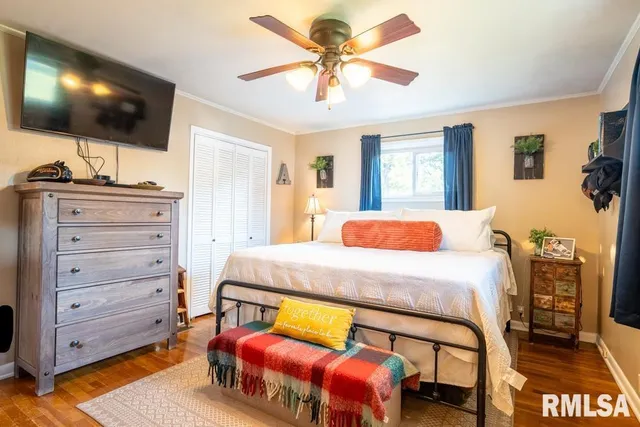 $199,900 | 516 South 8th Street, Herrin, IL 62948