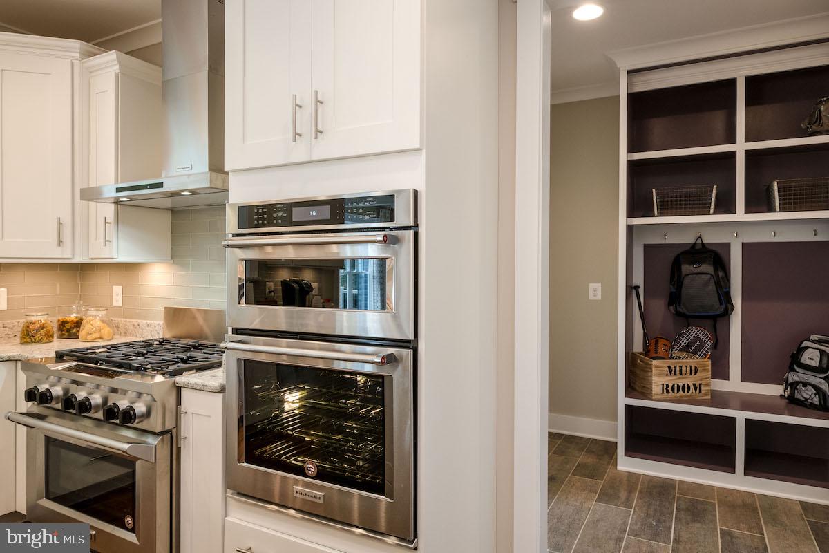 6 Copperleaf Boulevard Hanover, MD 21076 - Photo 11 of 46