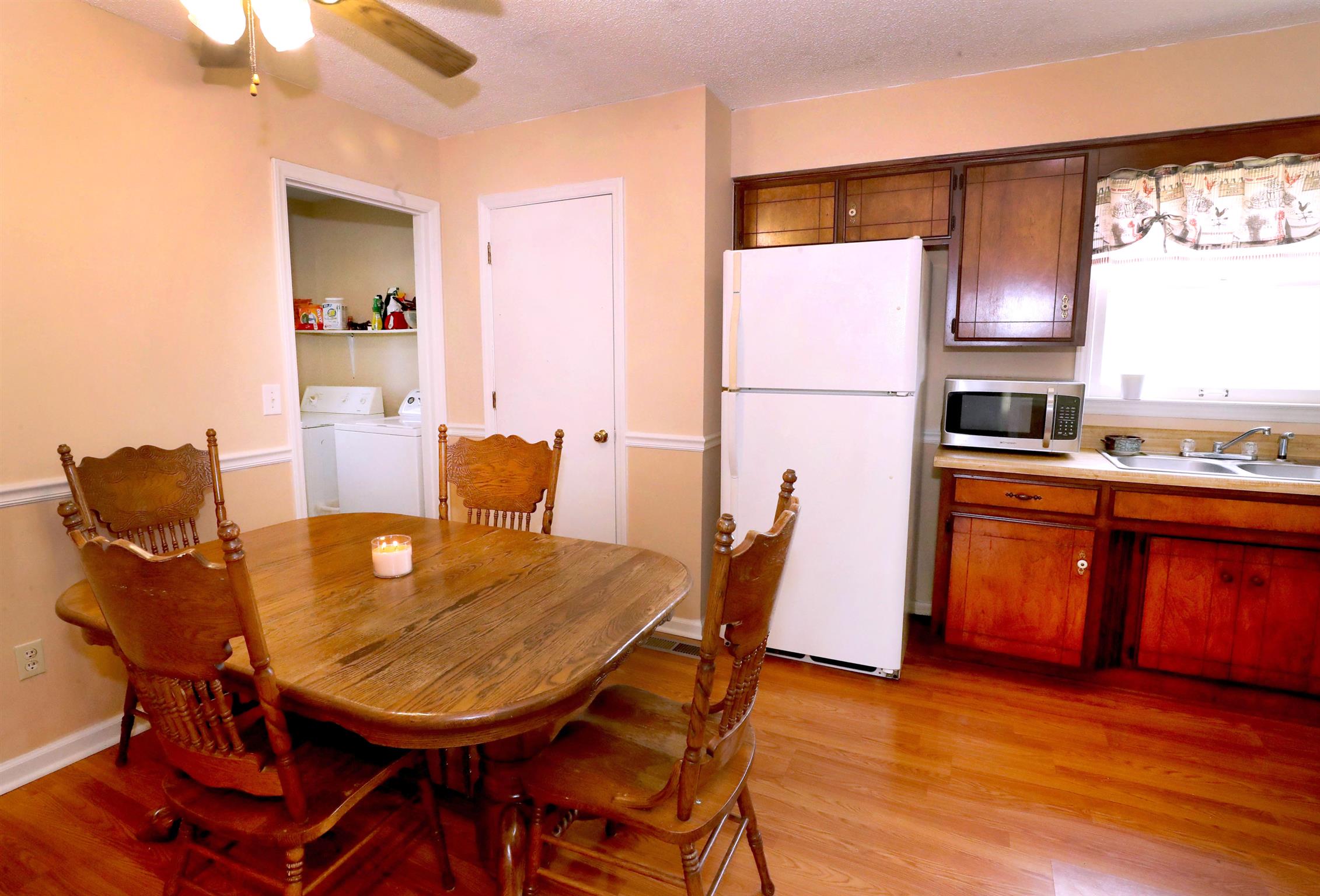 3412 Joe Brown Road Murfreesboro, TN 37129 - Photo 4 of 24 Eat in Kitchen 2