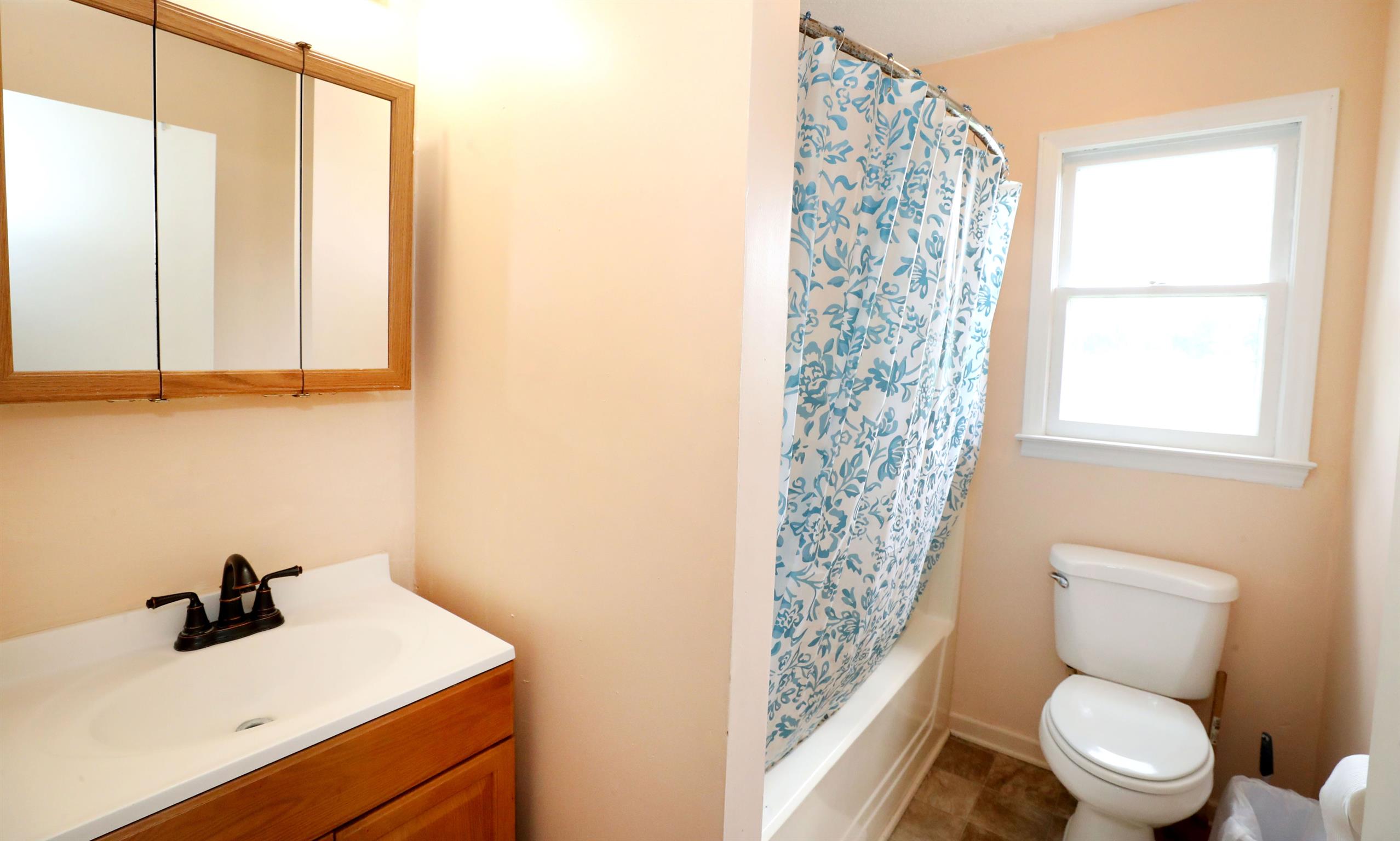 3412 Joe Brown Road Murfreesboro, TN 37129 - Photo 7 of 24 Full Bath