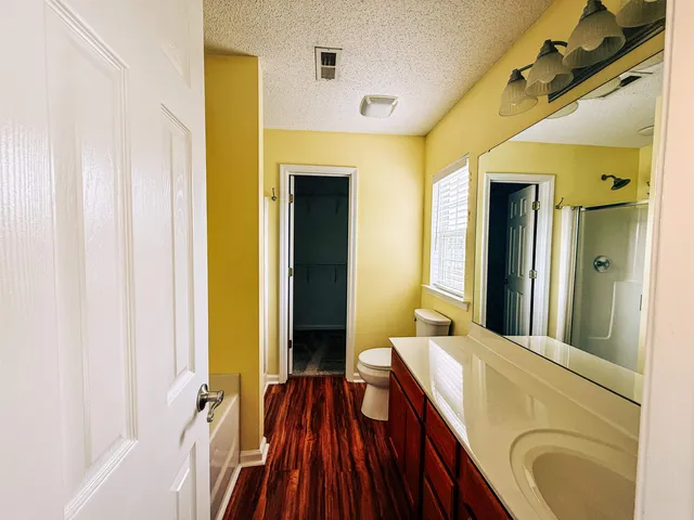 $300,000 | 624 South Morningwood Lane, Duncan, SC 29334