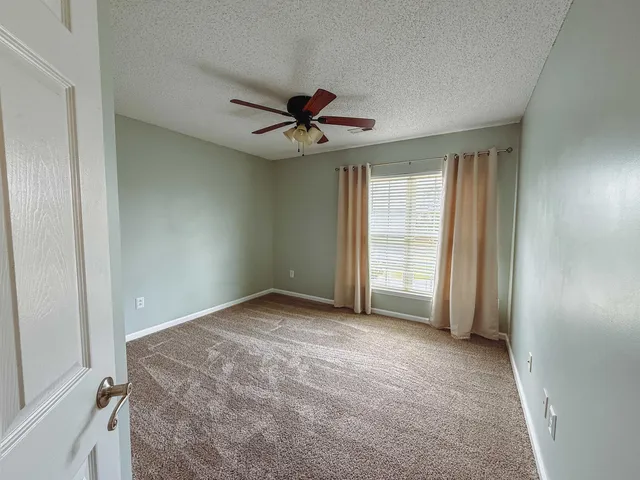 $300,000 | 624 South Morningwood Lane, Duncan, SC 29334