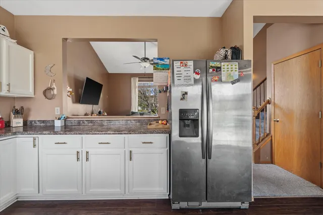 $399,900 | 10150 South Windsor Drive, Oak Creek, WI 53154