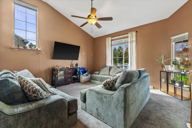 $399,900 | 10150 South Windsor Drive, Oak Creek, WI 53154