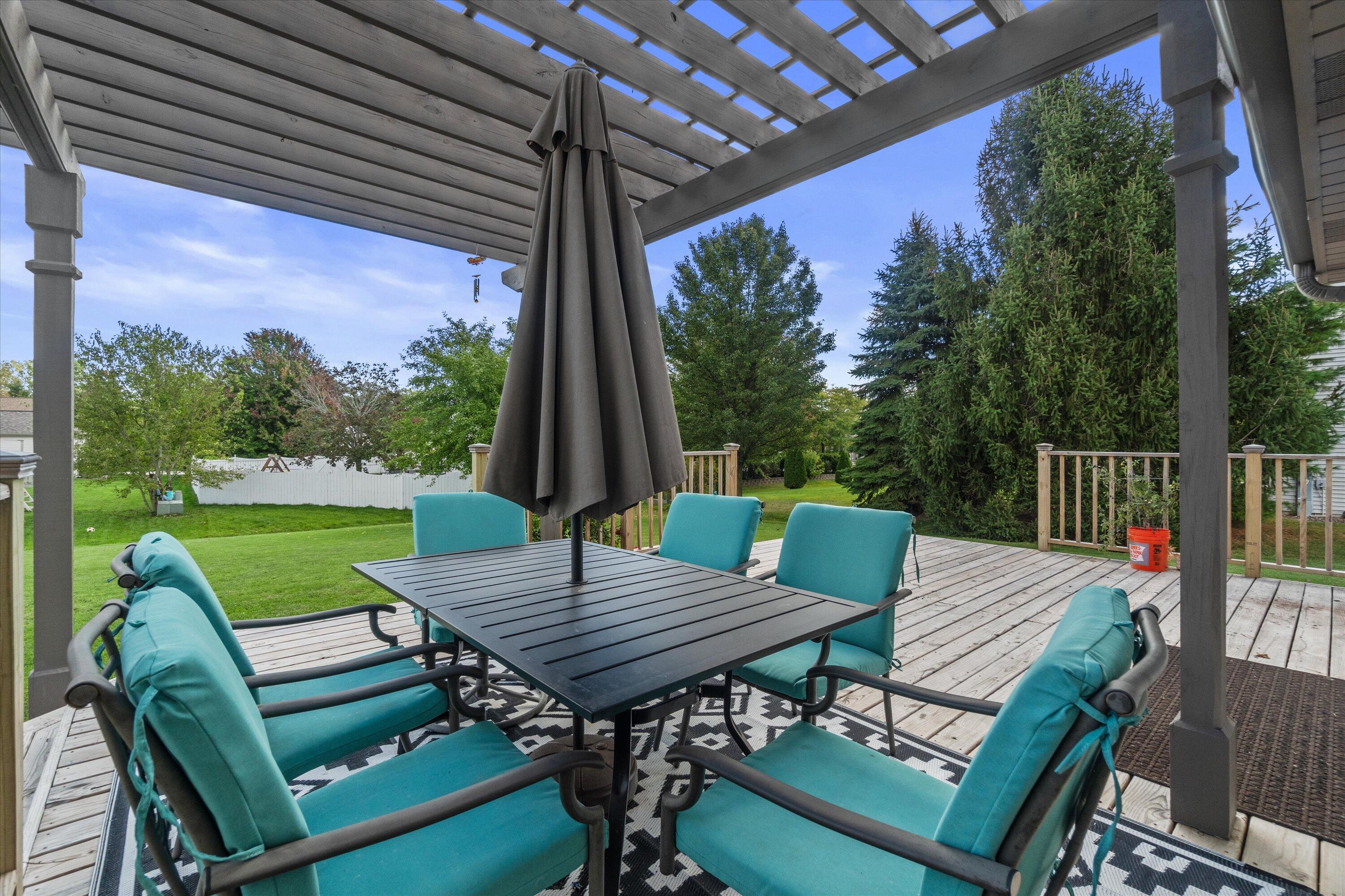 10150 South Windsor Drive Oak Creek, WI 53154 - Photo 32 of 41 45-DSC01025