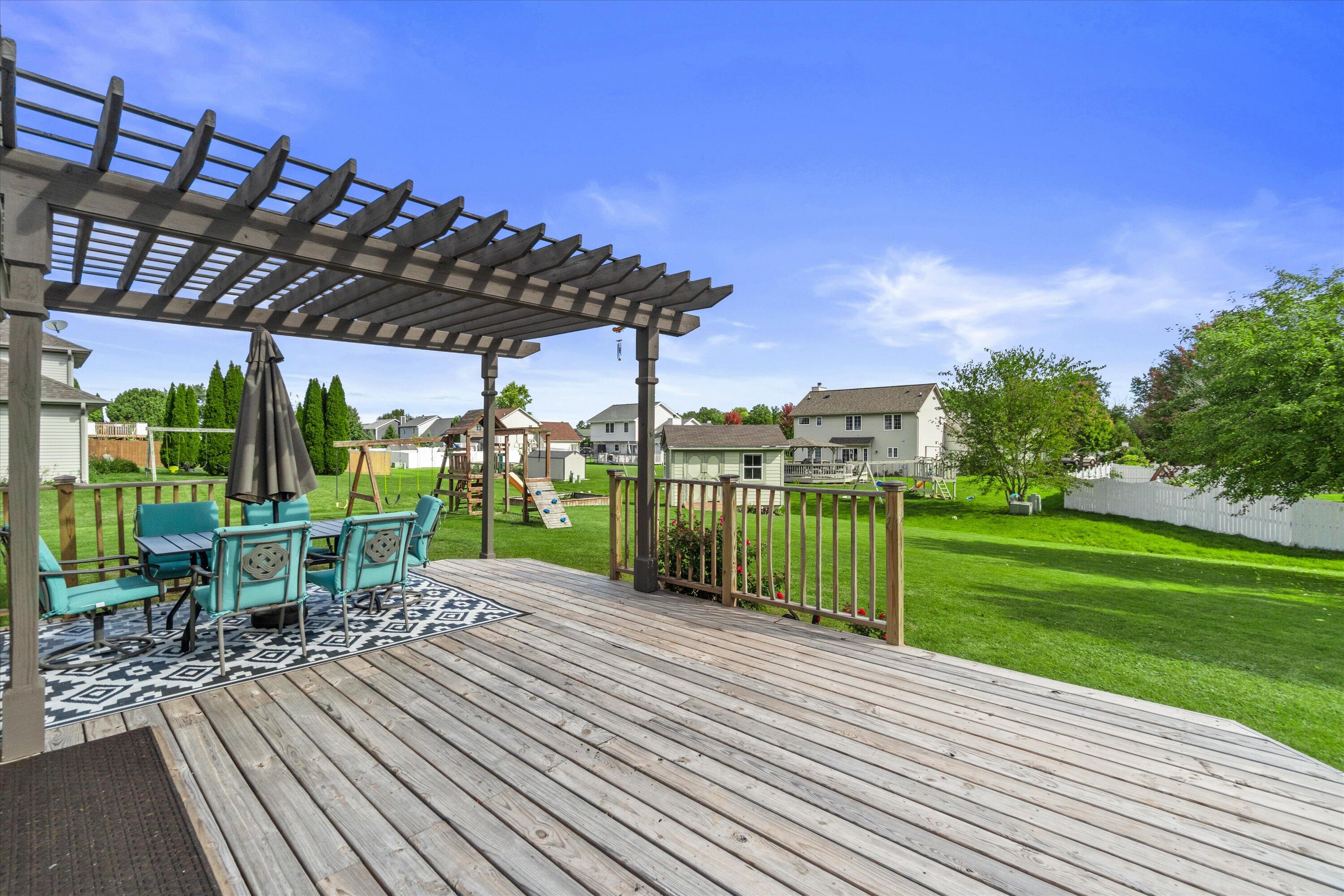 10150 South Windsor Drive Oak Creek, WI 53154 - Photo 33 of 41 44-DSC01016